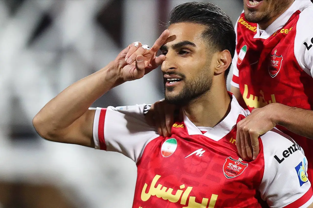 دلخوری ستاره استقلال از ساپینتو | جدایی مدافع آبی‌ها جدی شد 2