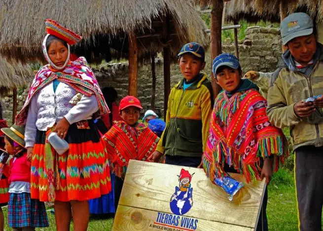 alternative-tourism-cusco-000.jpg