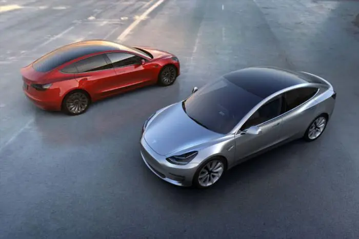 tesla3.jpg