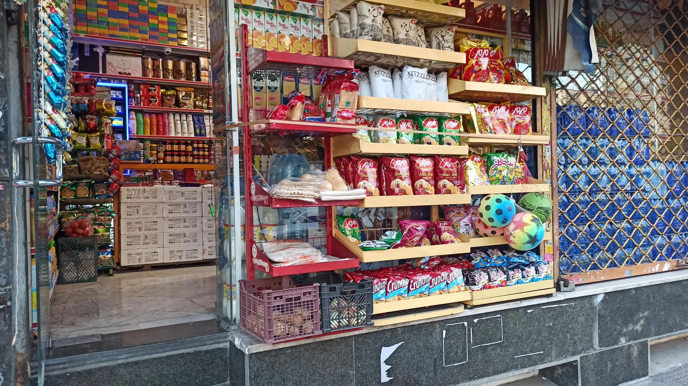 موج دوم فشار بر سفره‌ها؛ خط قرمز معیشت مردم عملاً شکسته شد 3