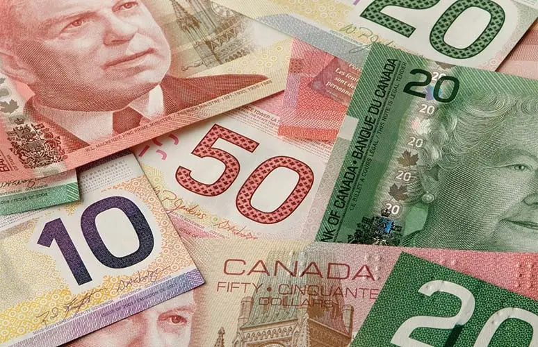 چالش‌های انتقال پول به کانادا