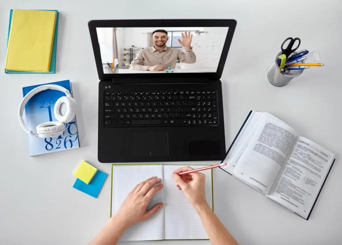 بازار داغ آموزش آنلاین؛ وبینارها چطور به ابزار درآمدزایی تبدیل شدند؟