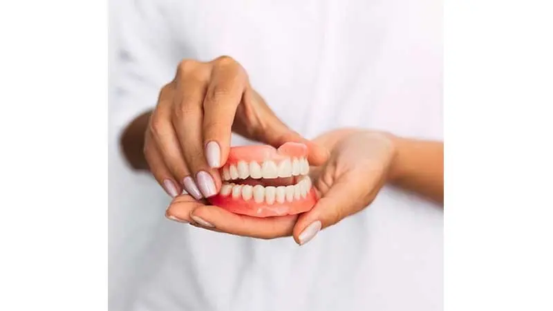 پروتز-دندانی1