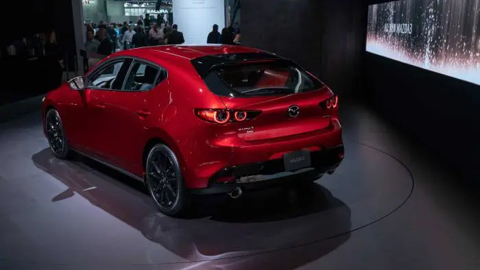 2019-mazda3fgd.jpg