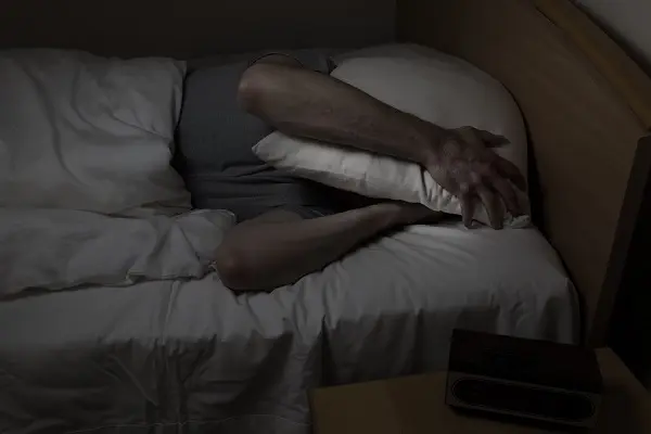 dastnigharar.jpg