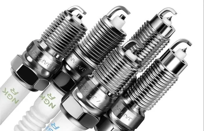 sparkplug2.jpg