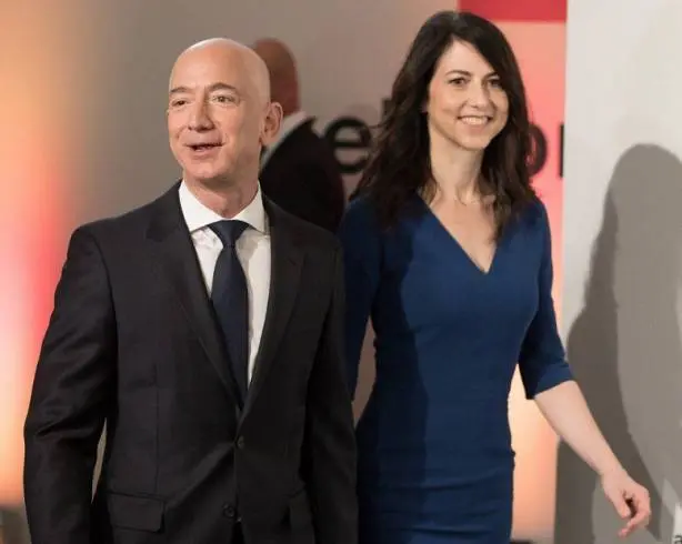 jefbezos.jpg