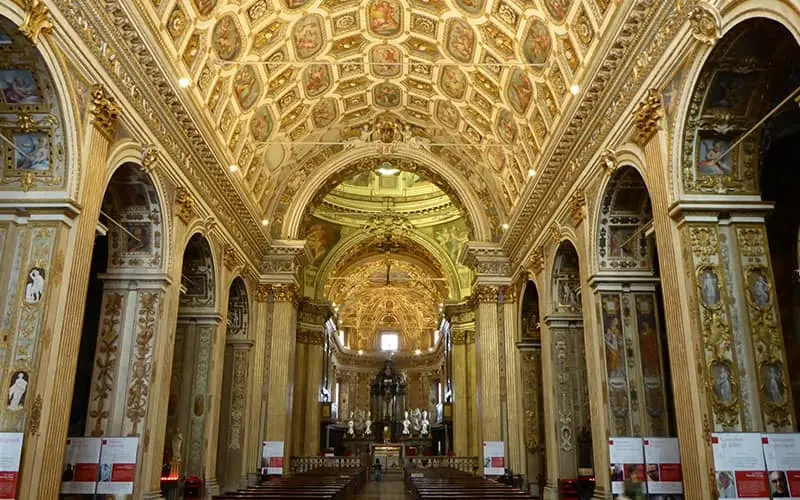 کلیسای سن ویتوره آل کورپو