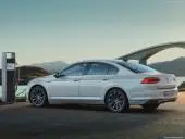Volkswagen-PassatGTE-2020-1024-03