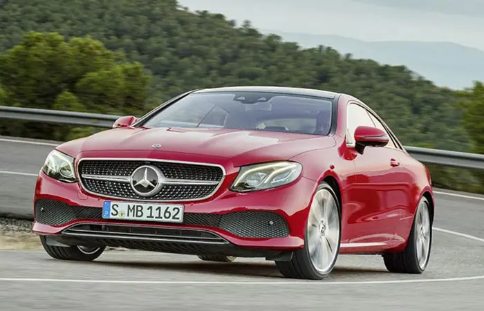 benz-960521.jpg