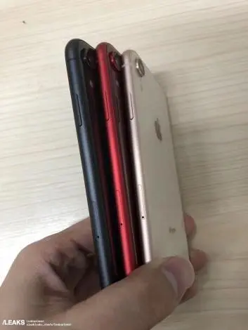 iphone111.jpg