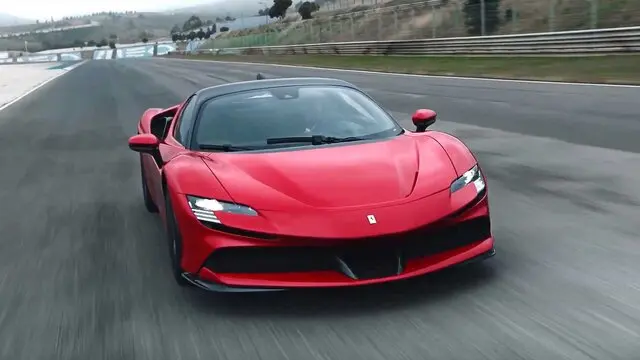 ferrari.jpg