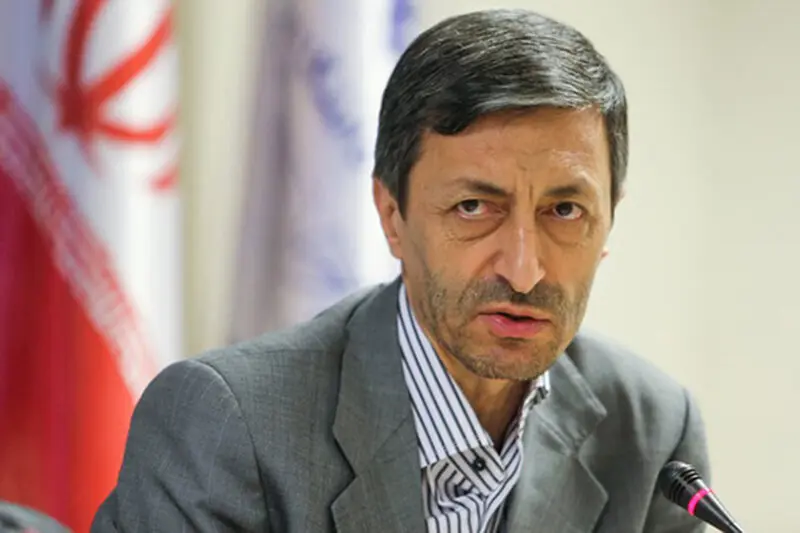 در آستانه انتخابات ریاست جمهوری / صدای پای احمدی نژاد می آید؟ / رونمایی از رقیب اصلی قالیباف 2