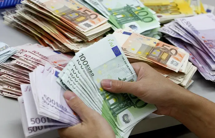 arz-bank.jpg