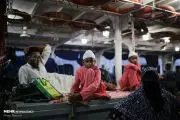286982016-bangladeshi-people-packed-ferries-as-they-rush-home-to-celebrate-picture-id1019746116