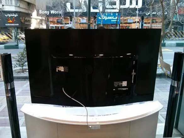 tv2.jpg