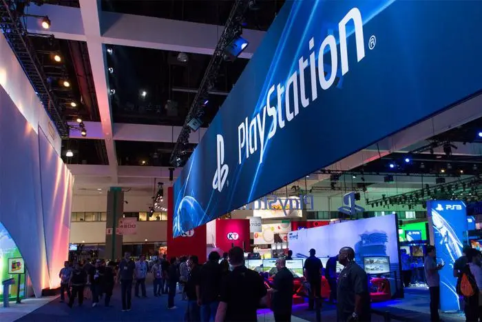 E32018NUM3.jpg