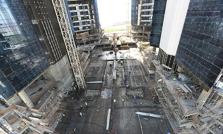 paramountconstruction2_2016_base.jpg