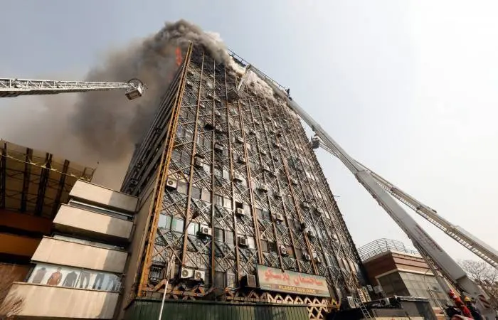 plasco2.jpg