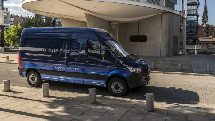 van32.jpg