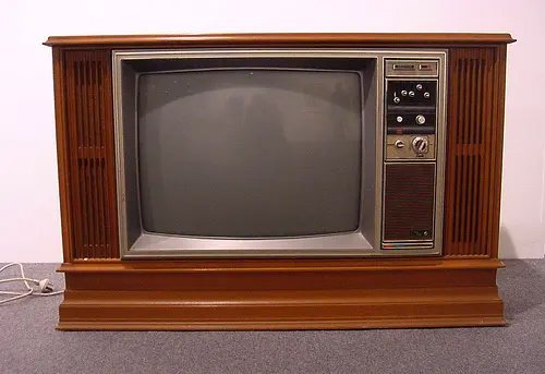 قدیمی-تلویزیون