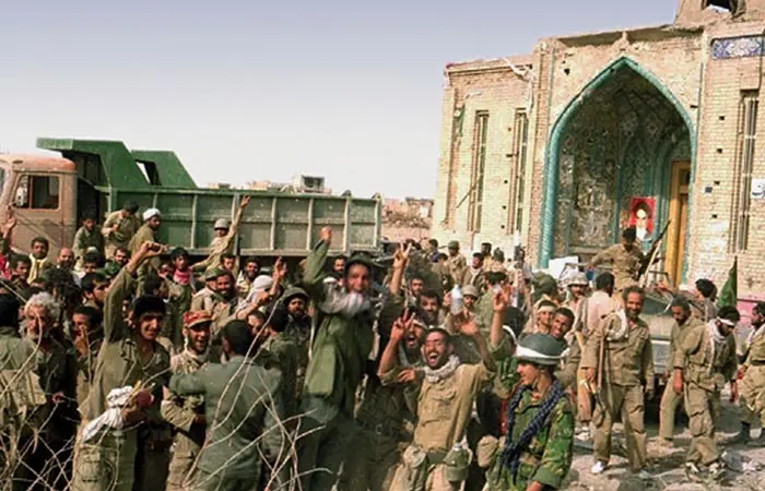 khalatbari-11.jpg