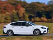 Hyundai-i30FastbackNLine-2019-1024-07