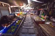 maeklong-railway-market-roof
