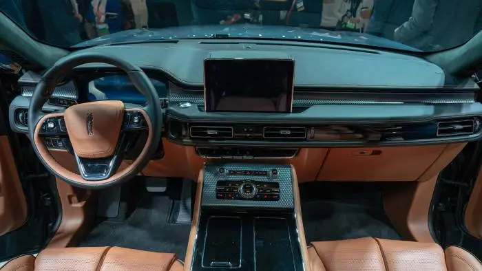 2020-lincoln-aviator1.jpg
