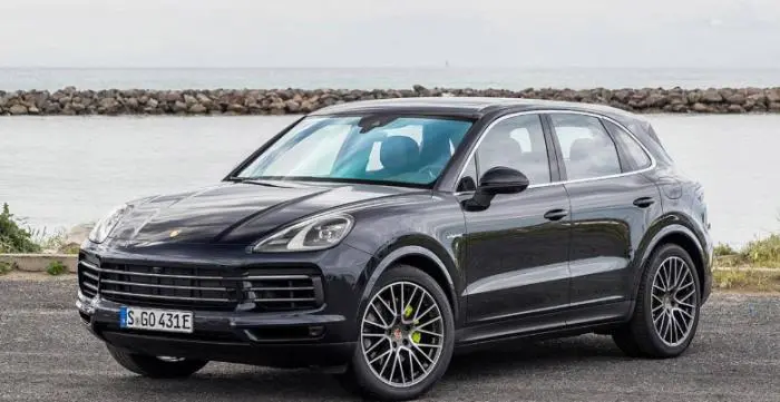 porschecayyene1.jpg