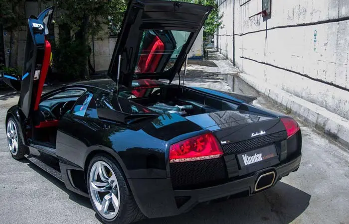 lambourgini1.JPG