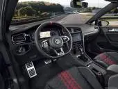 Volkswagen-GolfGTITCR-2019-1024-4b