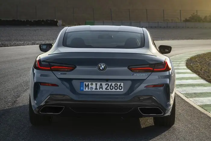 bmw2.jpg