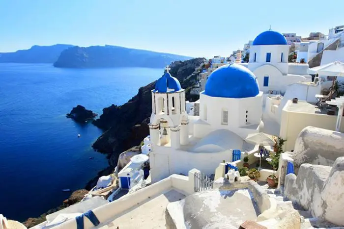 santorini.jpg