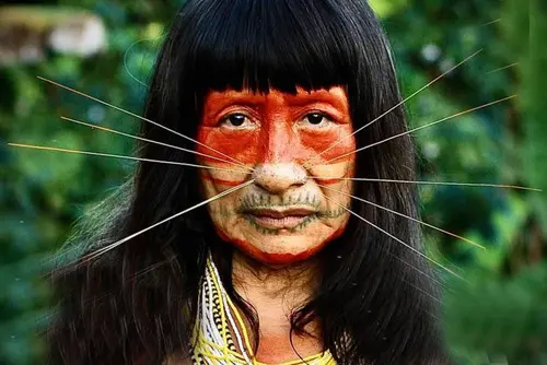 adamkhar1.jpg