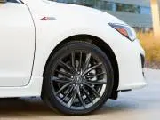 Acura-ILX-2019-1024-4d