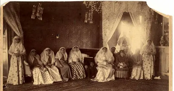 AROOSI_GHADIM1.jpg