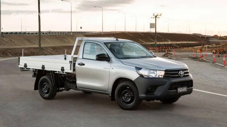 toytahiluxe.jpg