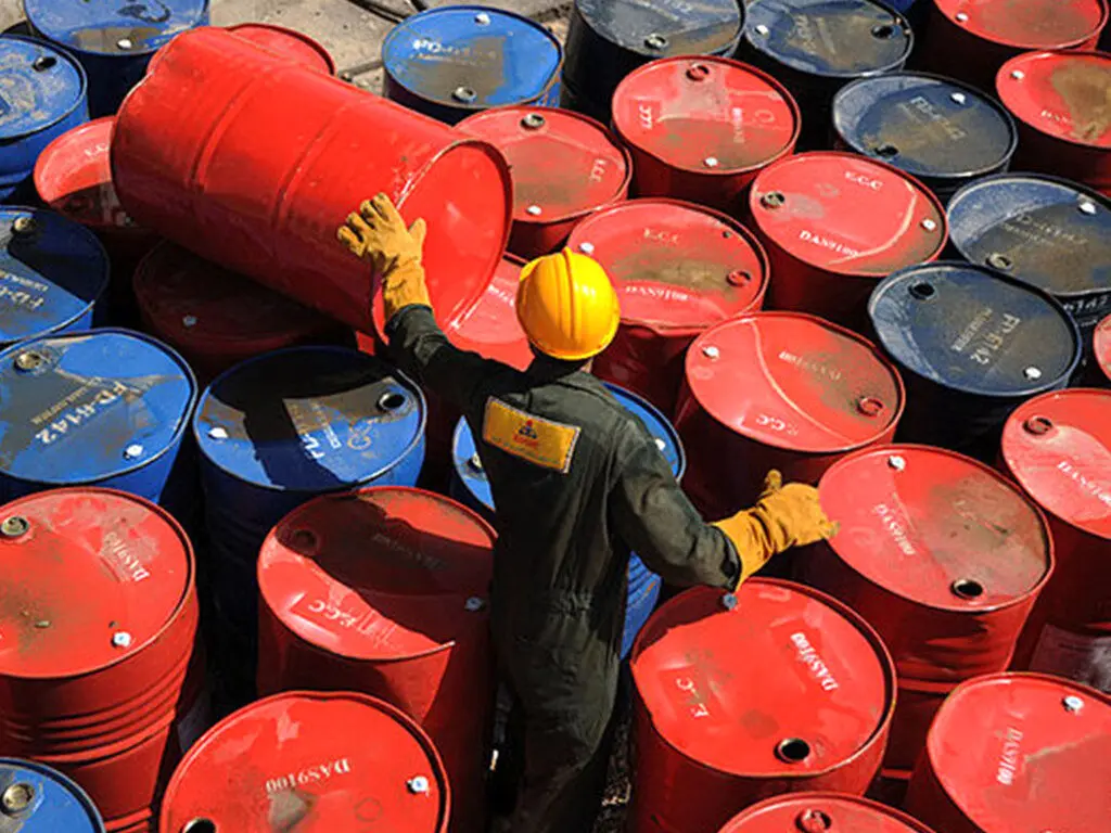 صادرات نفت ایران به 17 کشور | تخفیف ها از انگشتان آقای وزیر کم تر است! 3