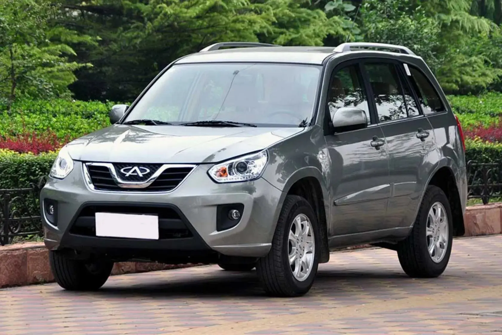 بهترین خودروهای کارکرده چینی زیر 1 میلیارد تومان 2