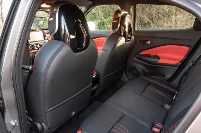 nissan3.jpg
