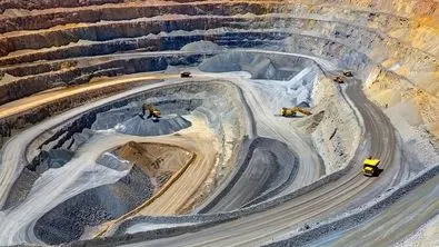 رازهای طلایی معادن عجیب دنیا | اینجا برای ثروتمند شدن خطر کنید