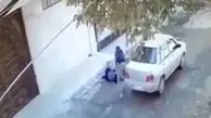 حمله وحشیانه زورگیرهای مسلح به زنی در کرمانشاه + فیلم