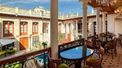 تابستان و قیمت هتل های شیراز علی بابا