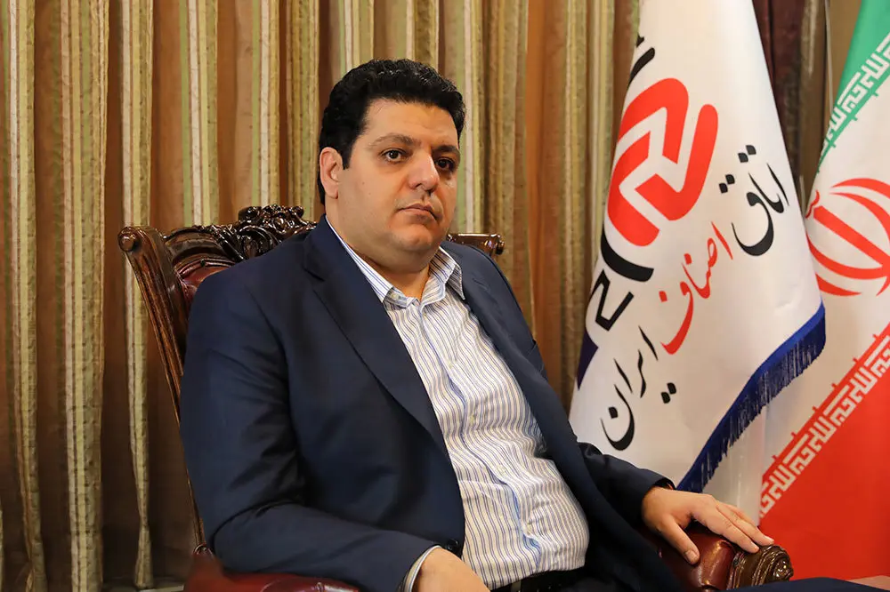 مشارکت مجتمع های تجاری بزرگ در مدیریت بازار شب عید