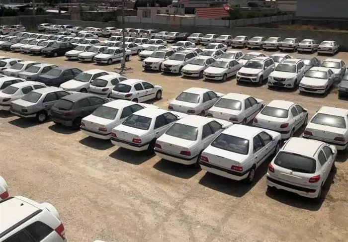 کشف ۴ هزار و ۶۸۳ خودرو در ۱۷ پارکینگ