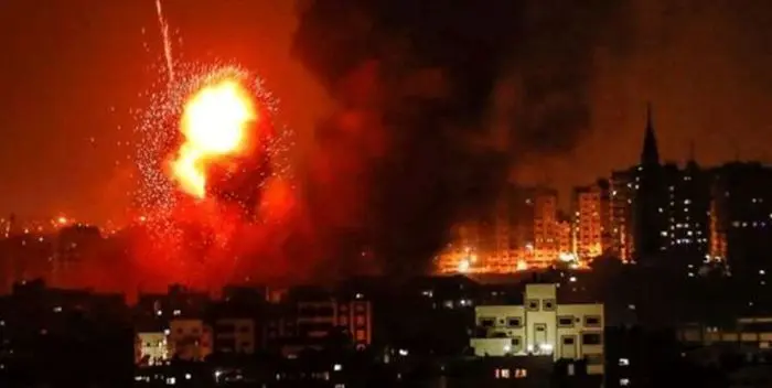 انهدام برج محل استقرار خبرگزاری الجزیره و آسوشیتدپرس + تصاویر