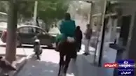 دستگیری اسب سوار شمشیر به دست در اصفهان + فیلم
