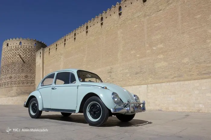 تصاویر/  نمایش خودروهای کلاسیک در شیراز 