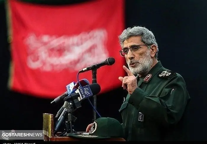 سردار قاآنی بدون لباس نظامی در مراسم تشییع سفیر ایران + عکس